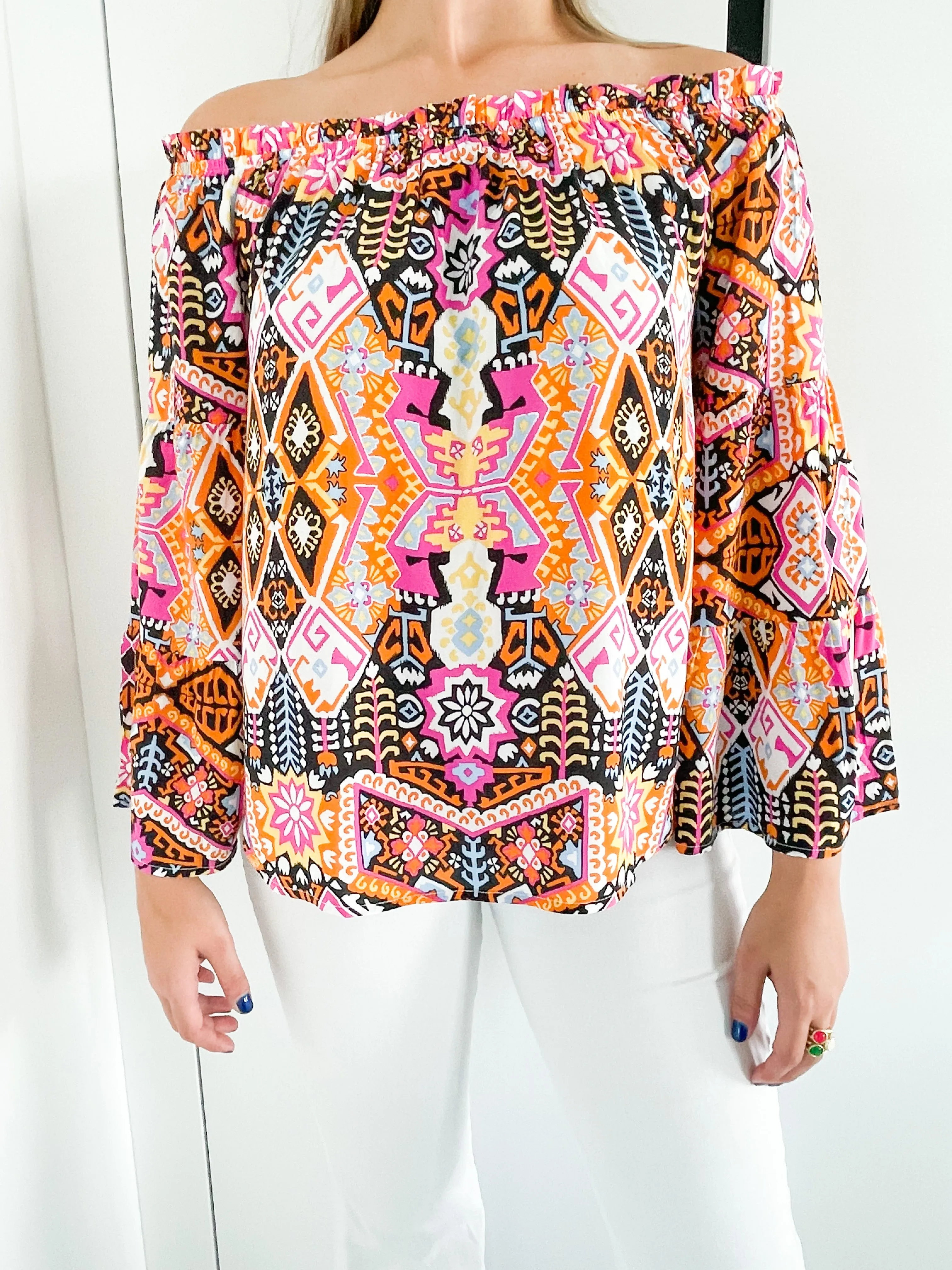 BLACK PRINTED OFF SHOULDER TOP