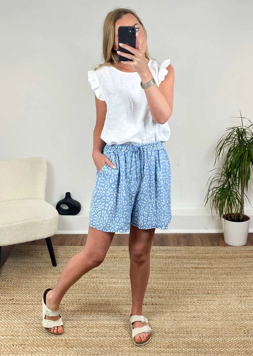 Coen Chambray Denim Leopard Shorts in Light Indigo