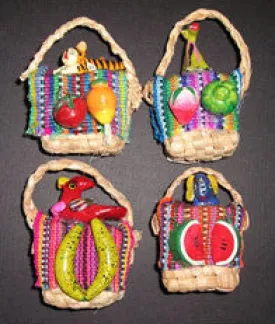 Straw Bag Ornament Magnet  .. OM