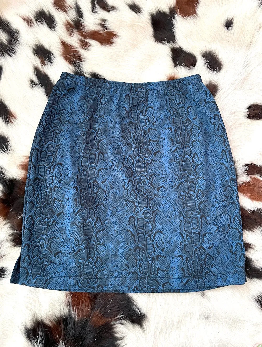 Vintage 90s High-Waist Blue Snake Print Skirt -- Size Medium
